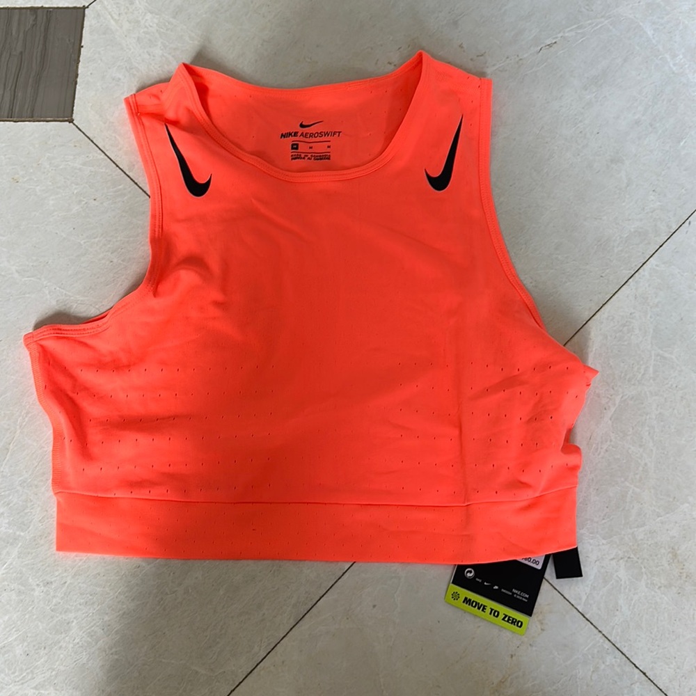 Nike Crop Top Brand New!